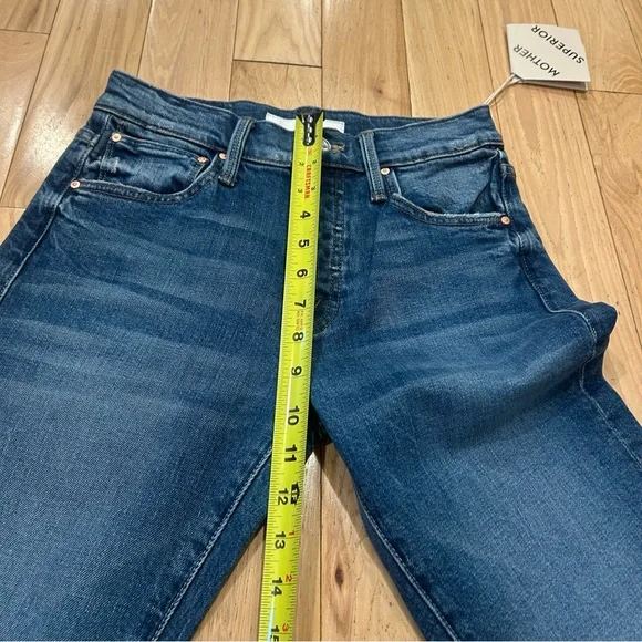 NWT Mother Superior The Hiker Skimp Jeans in Dream Team Wash - Women’s Size 24 - Picture 11 of 12